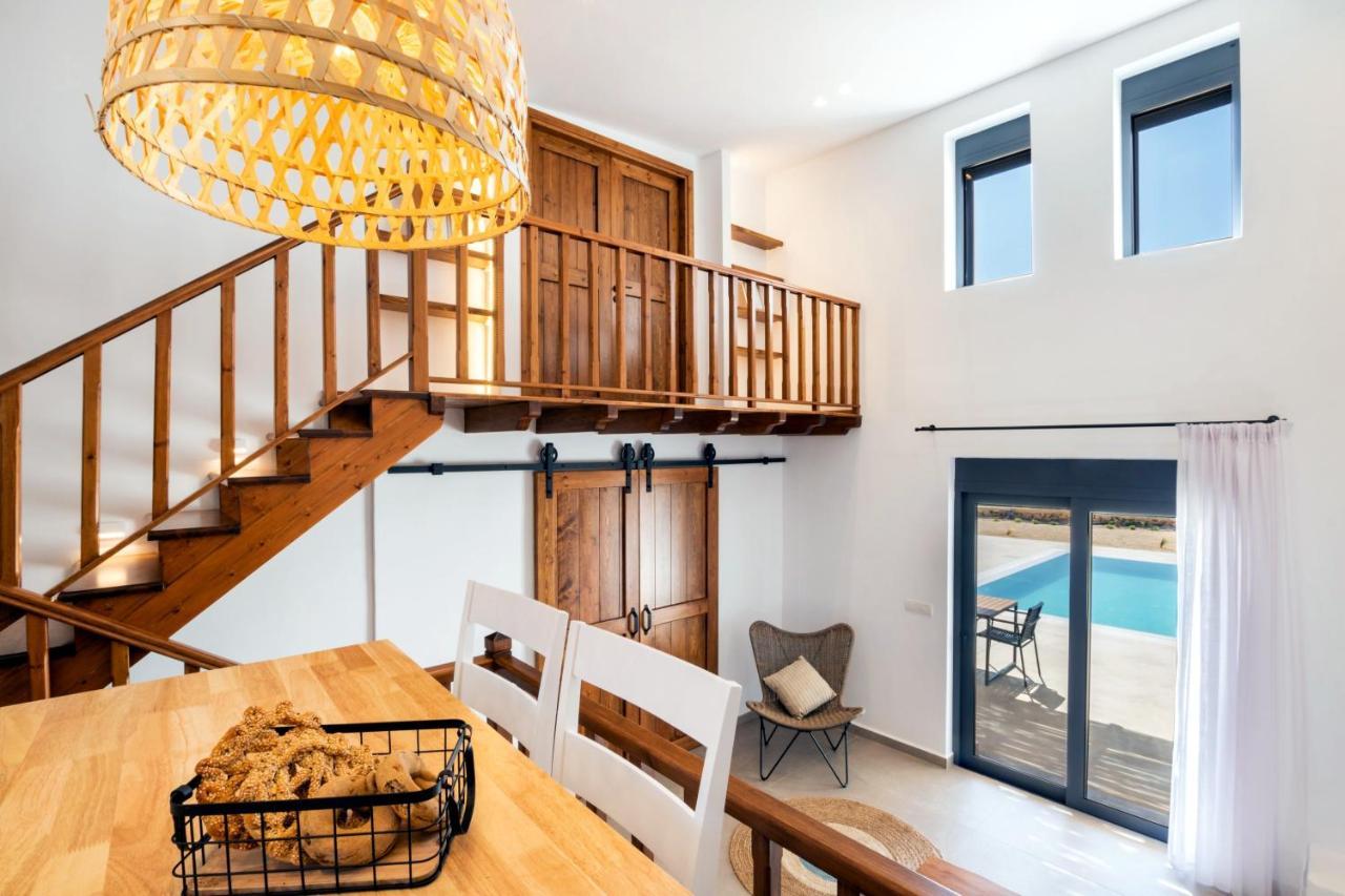 Cato Agro 4, Seafront Villa With Private Pool Afiartis Exterior photo