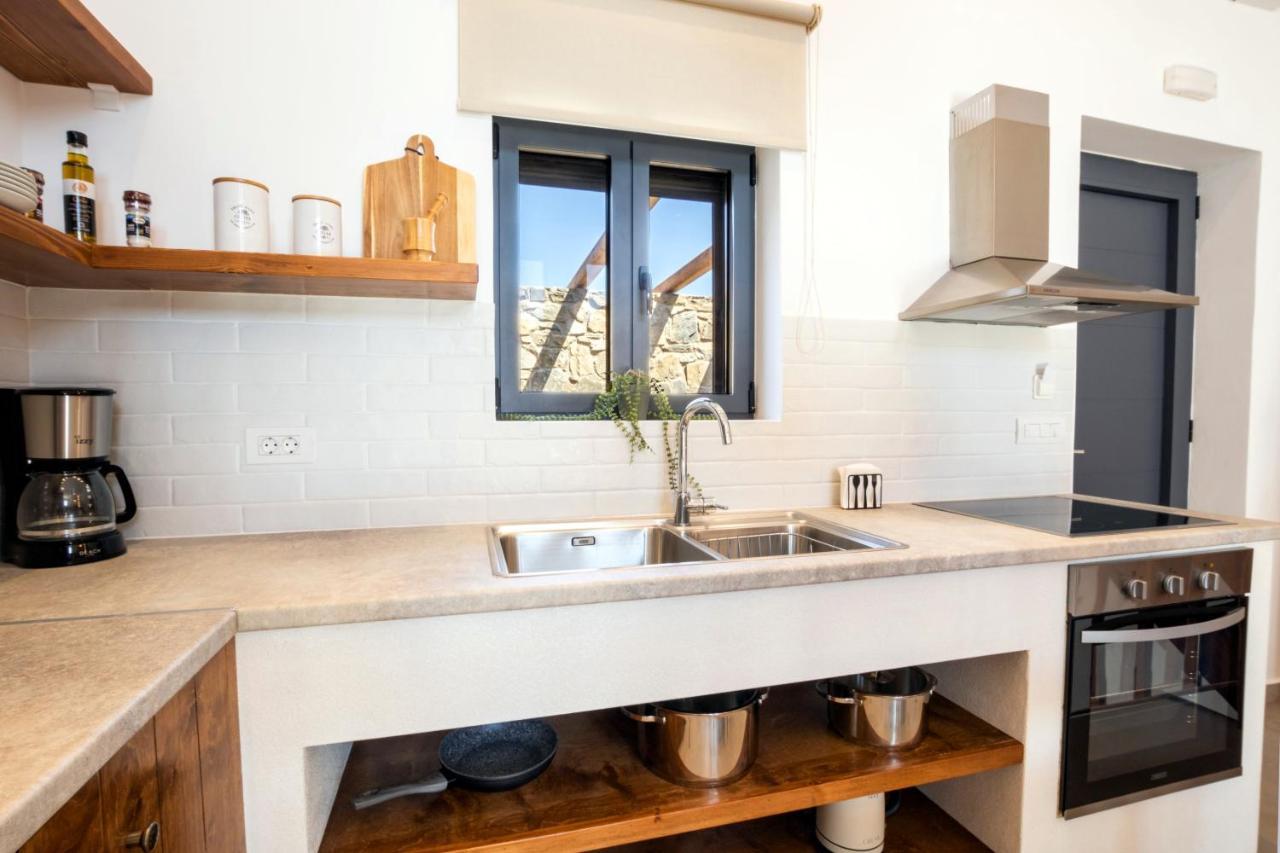 Cato Agro 4, Seafront Villa With Private Pool Afiartis Exterior photo
